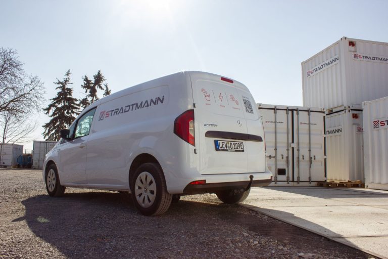 Leise, effizient, elektrisch: Der neue Mercedes e-Citan ergänzt die Stradtmann-Flotte. – Bild 4 Leise, effizient, elektrisch: Der neue Mercedes e-Citan ergänzt die Stradtmann-Flotte. – Bild 4